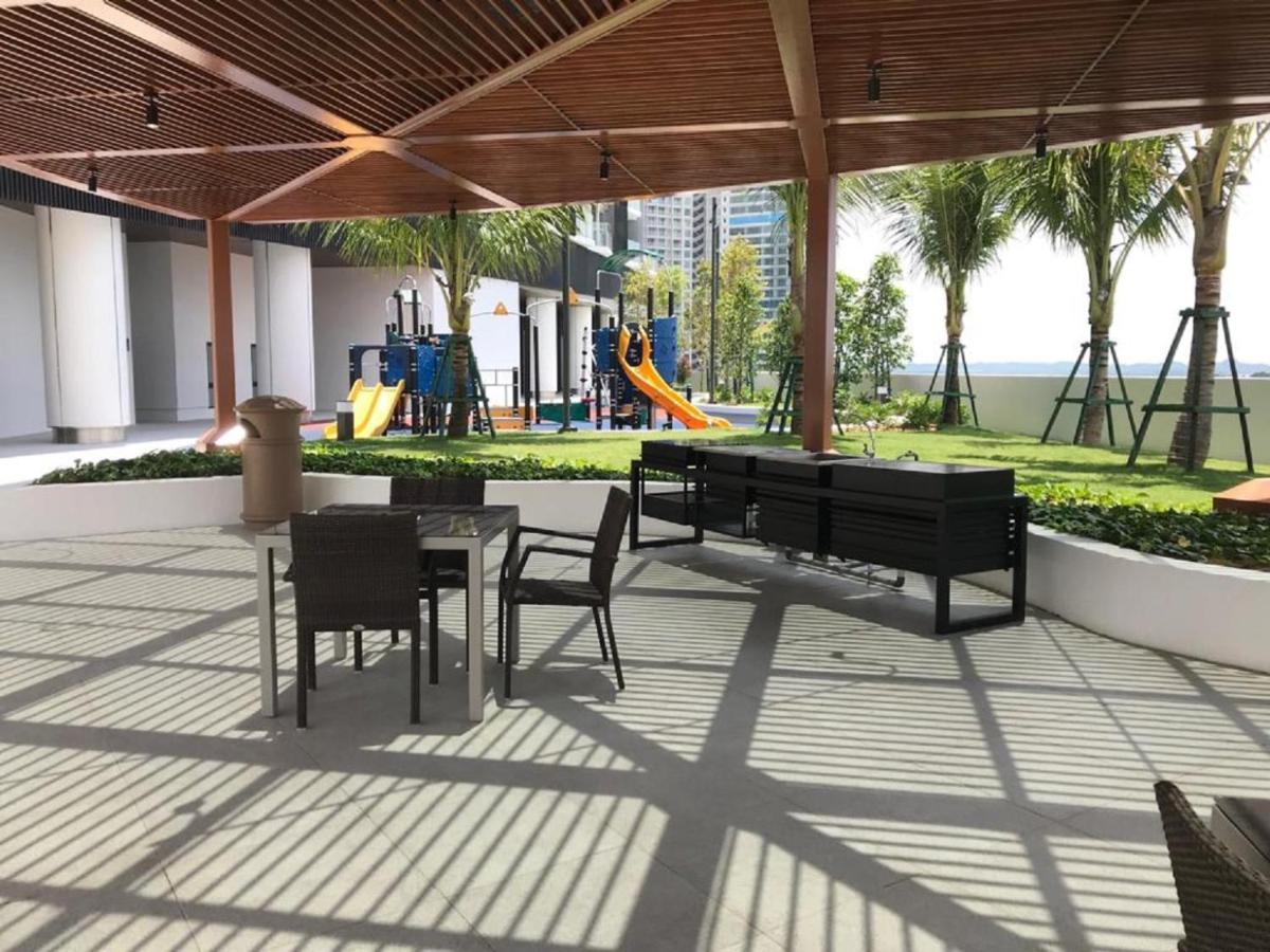 Almas Suite Puteri Harbour-T- Legoland-Jb新山- Sg新加坡 Нусаджайя Экстерьер фото