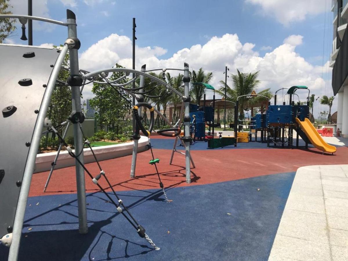 Almas Suite Puteri Harbour-T- Legoland-Jb新山- Sg新加坡 Нусаджайя Экстерьер фото