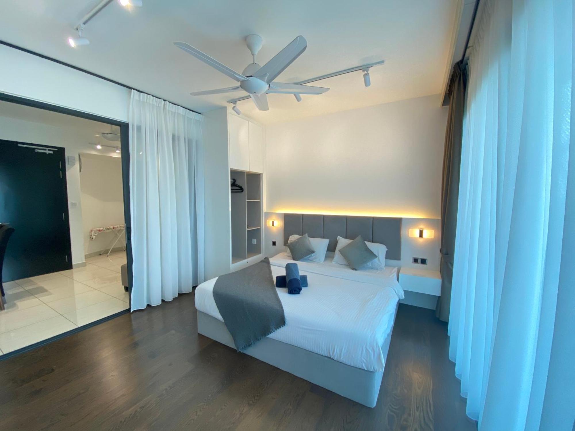 Almas Suite Puteri Harbour-T- Legoland-Jb新山- Sg新加坡 Нусаджайя Экстерьер фото